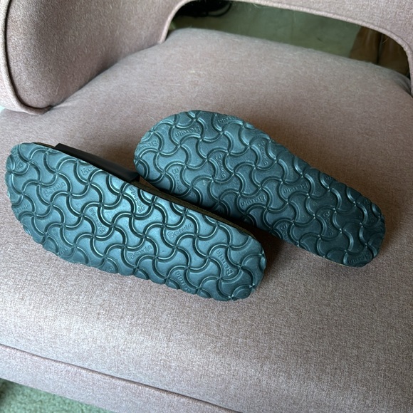 Birkenstock slide sandals - Picture 3 of 3